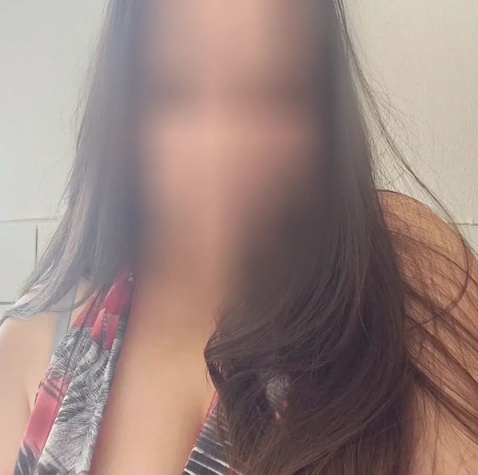 Aroa, 25 años