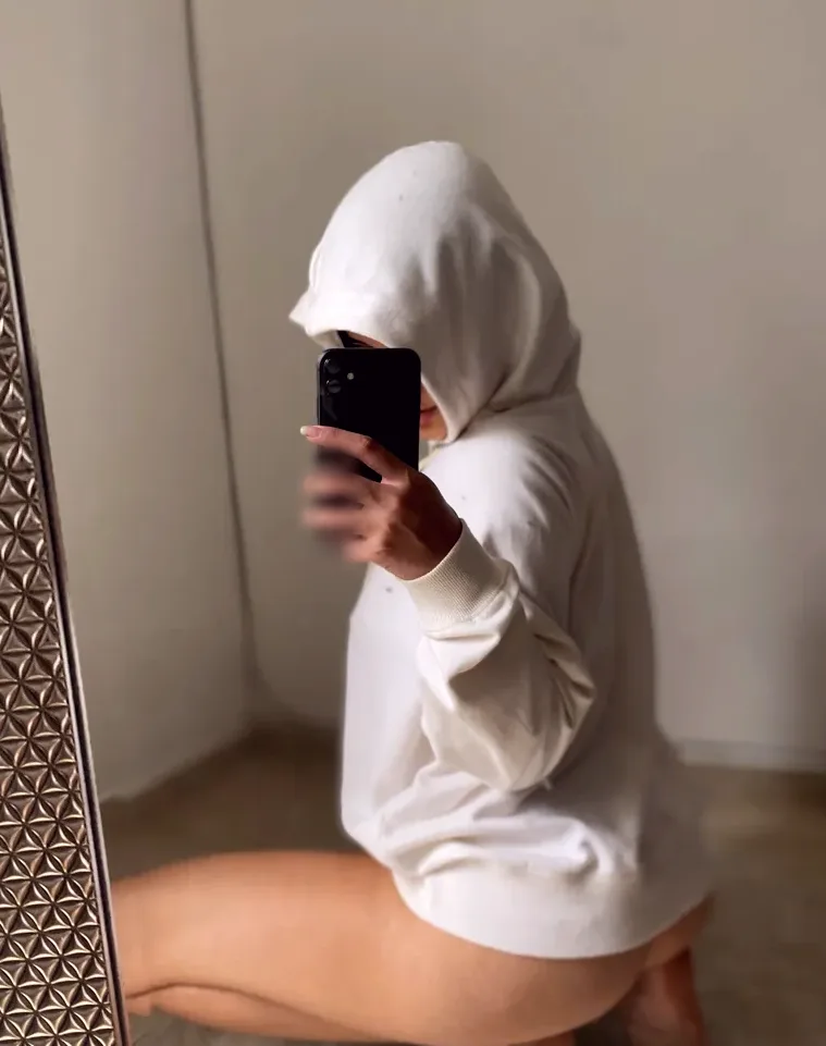 Sara, 23 años